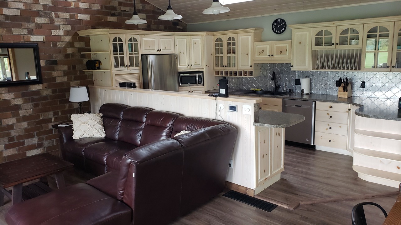 Photo of Livingroom in West Glacier