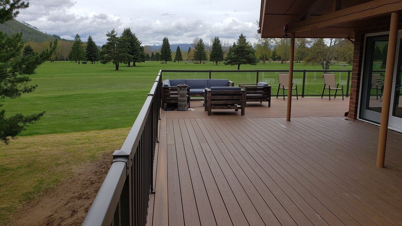 Photo of Patio Balcony in West Glacier