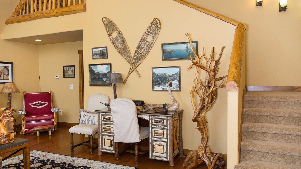 Photo of Bedroom in Absarokee