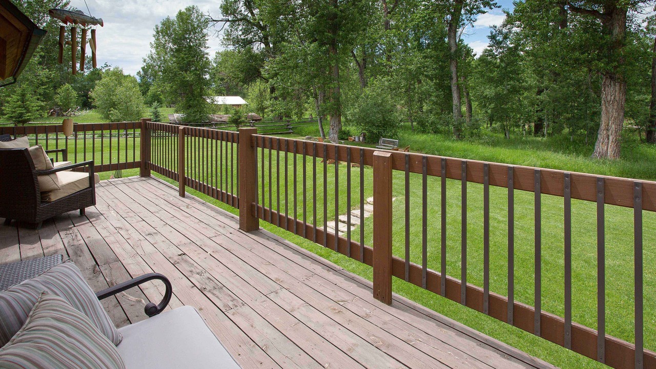 Photo of Patio Balcony in Absarokee