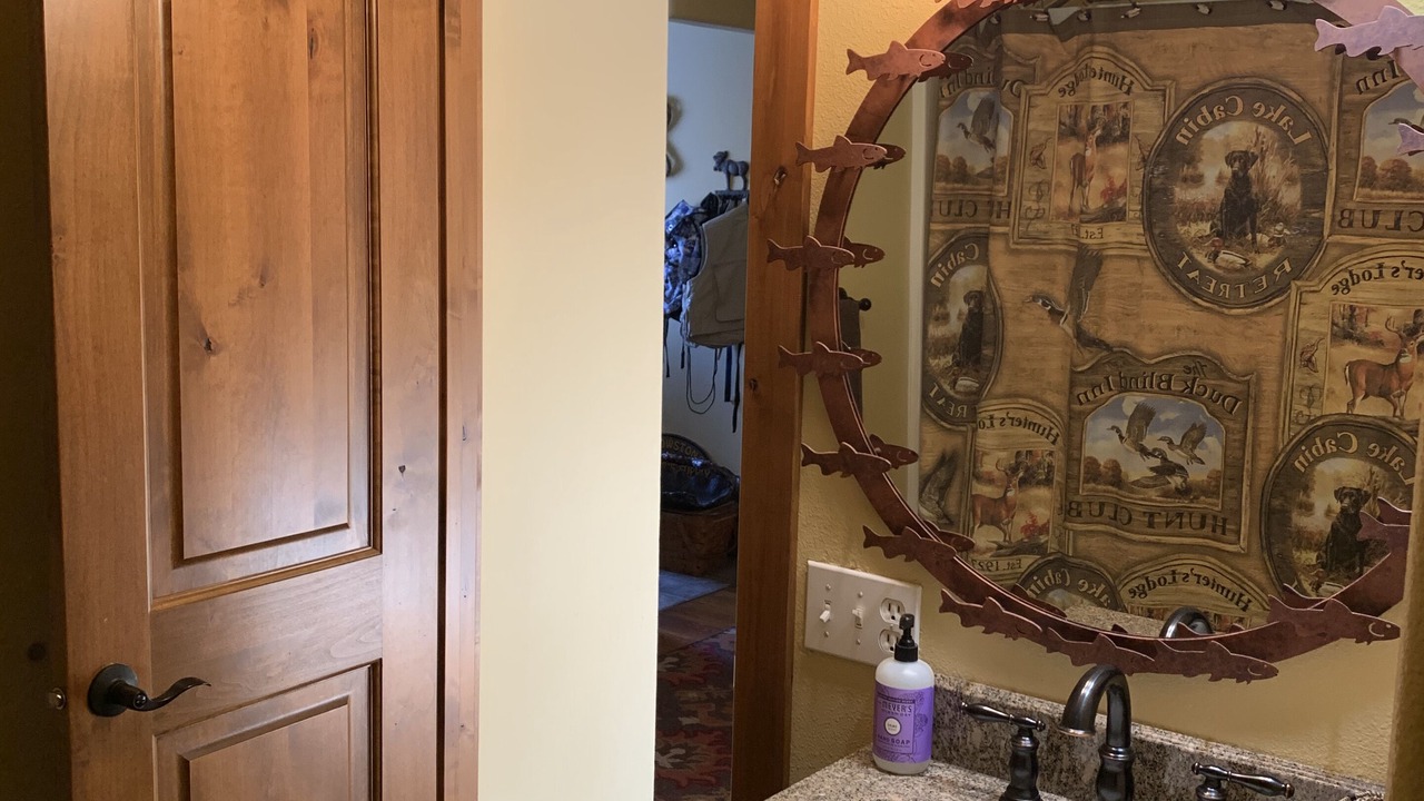 Photo of Bathroom in Absarokee
