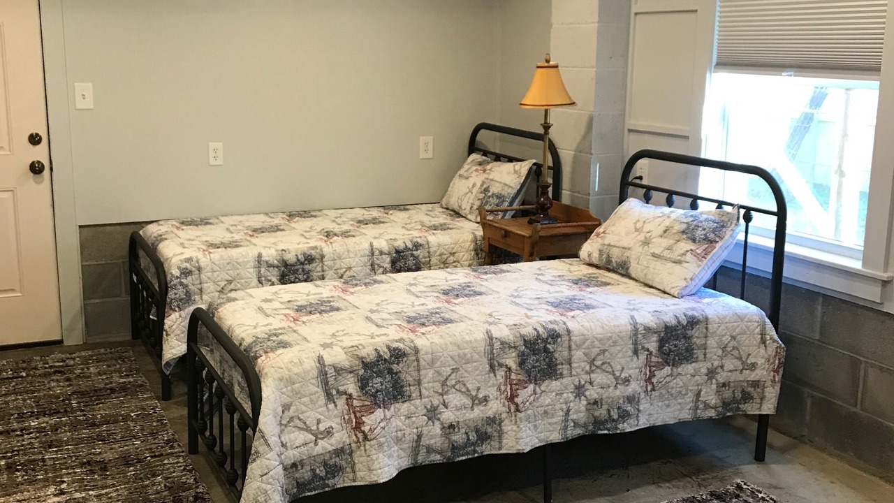 Photo of Bedroom in Huger