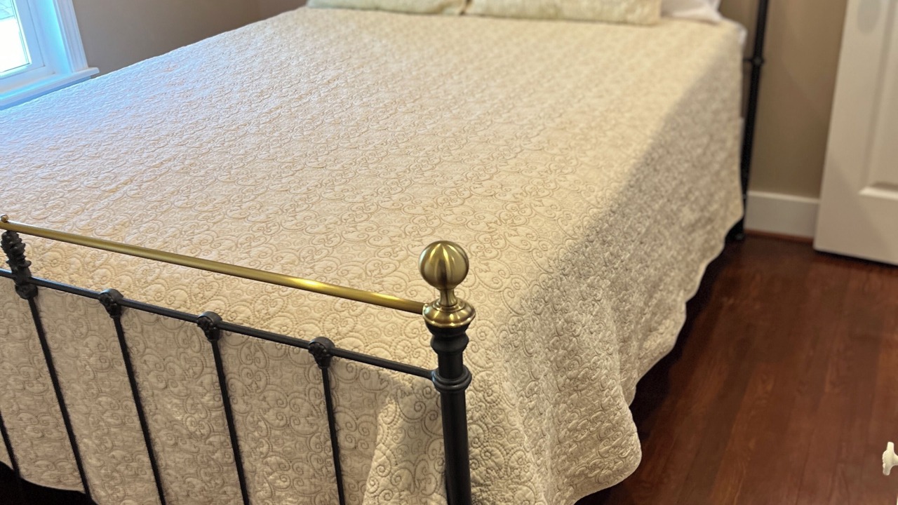 Photo of Bedroom in Huger