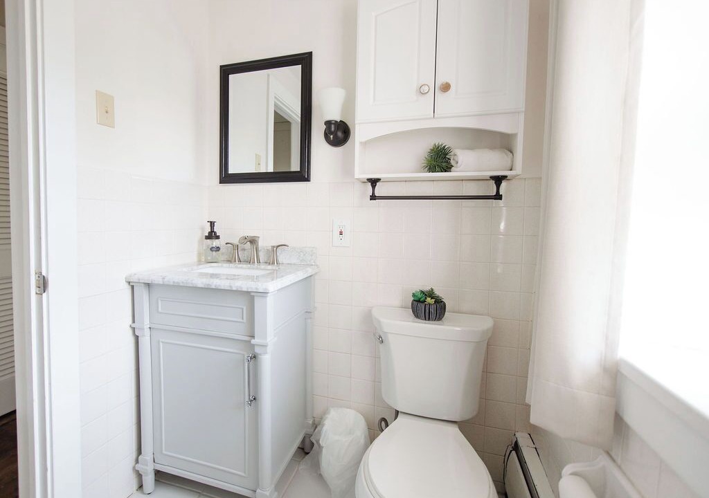 Photo of Bathroom in Gap