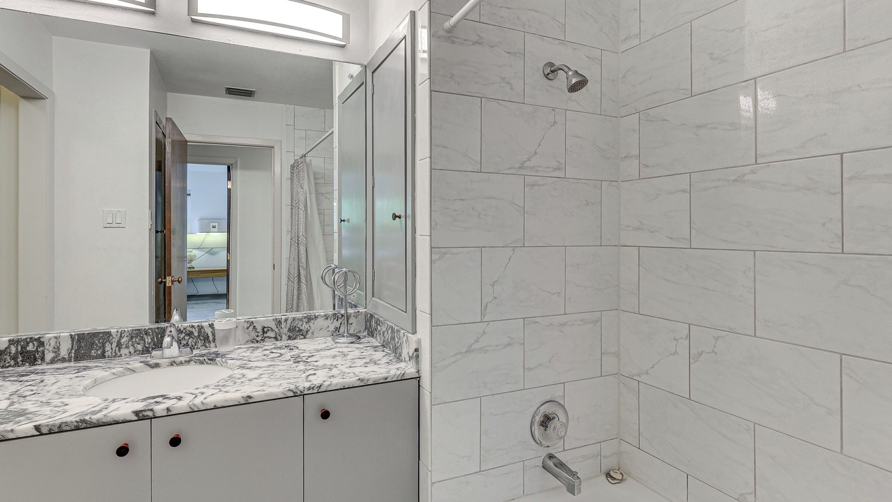 Photo of Bathroom in Medical Center District