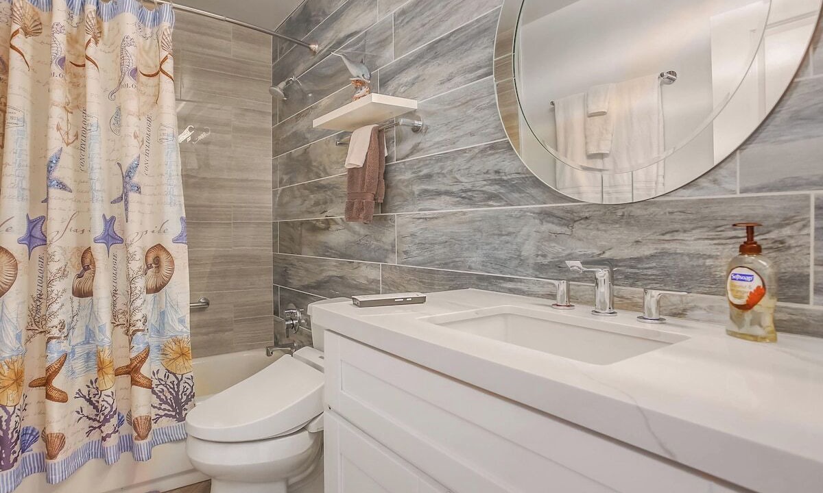 Photo of Bathroom in North Pacific Beach