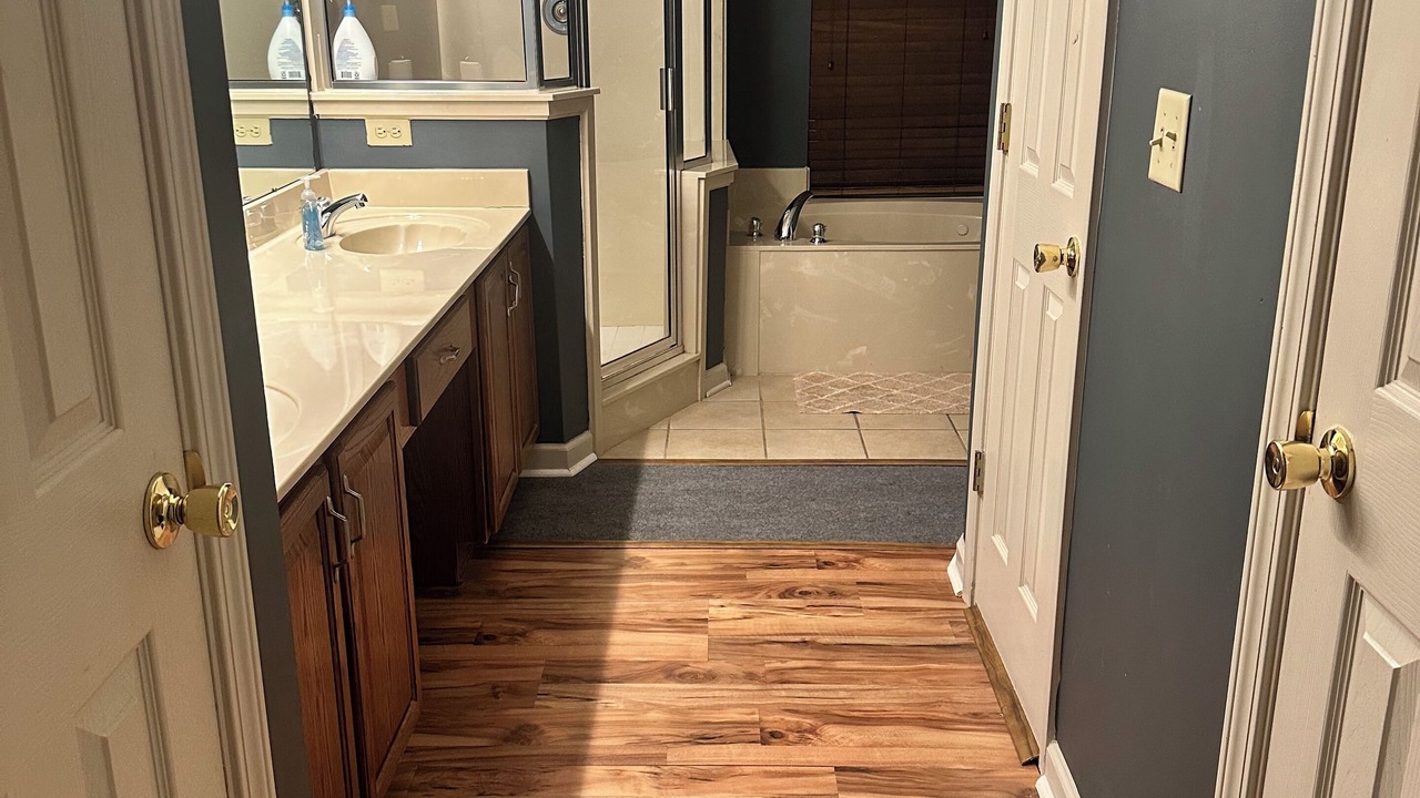 Photo of Bathroom in Cordova