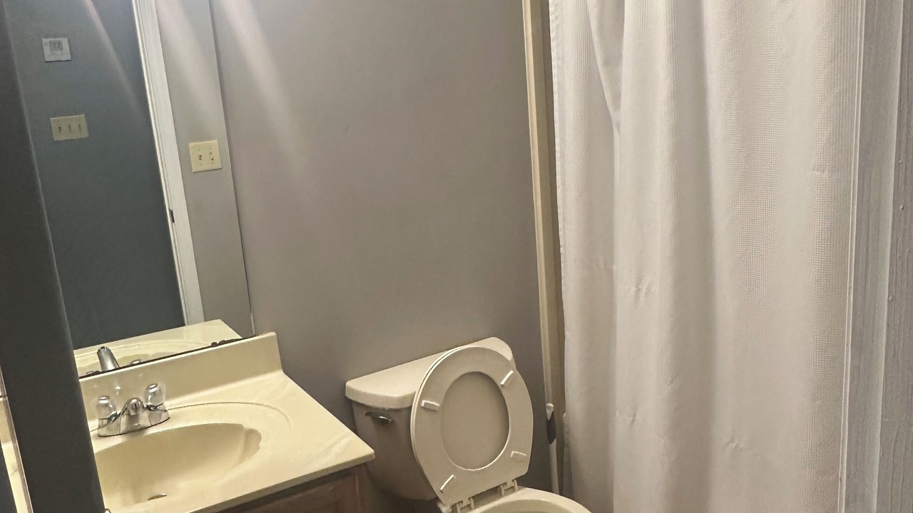 Photo of Bathroom in Cordova