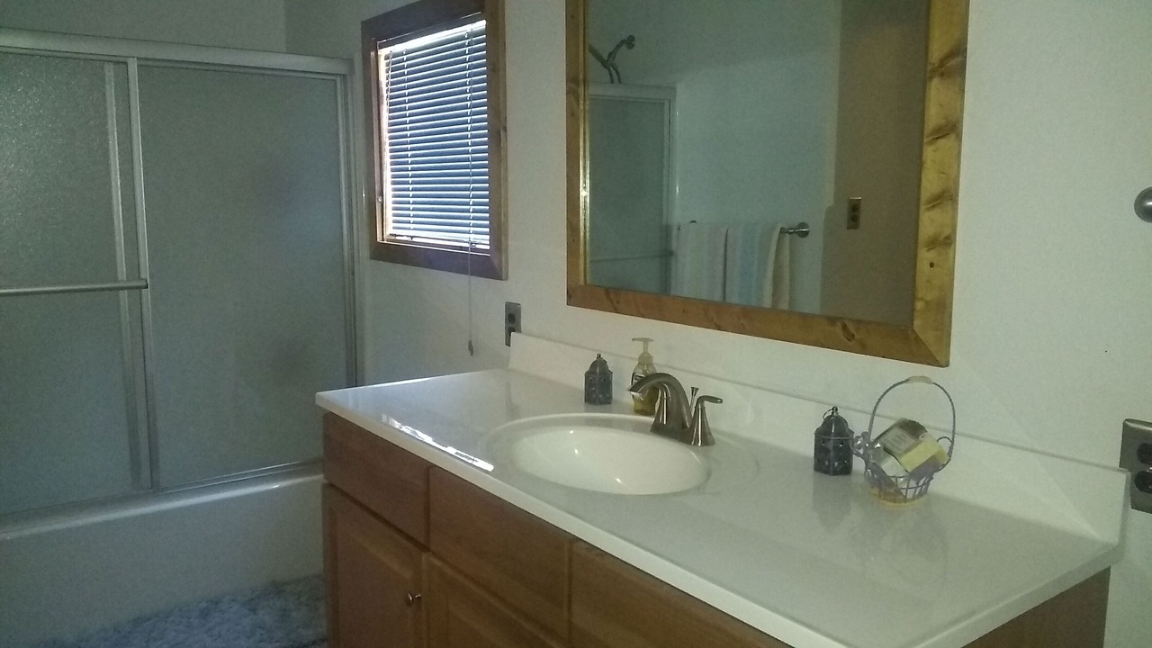 Photo of Bathroom in Salmon
