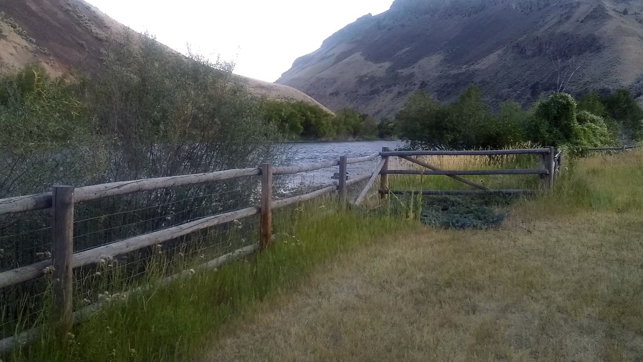 Photo of Outdoor in Salmon