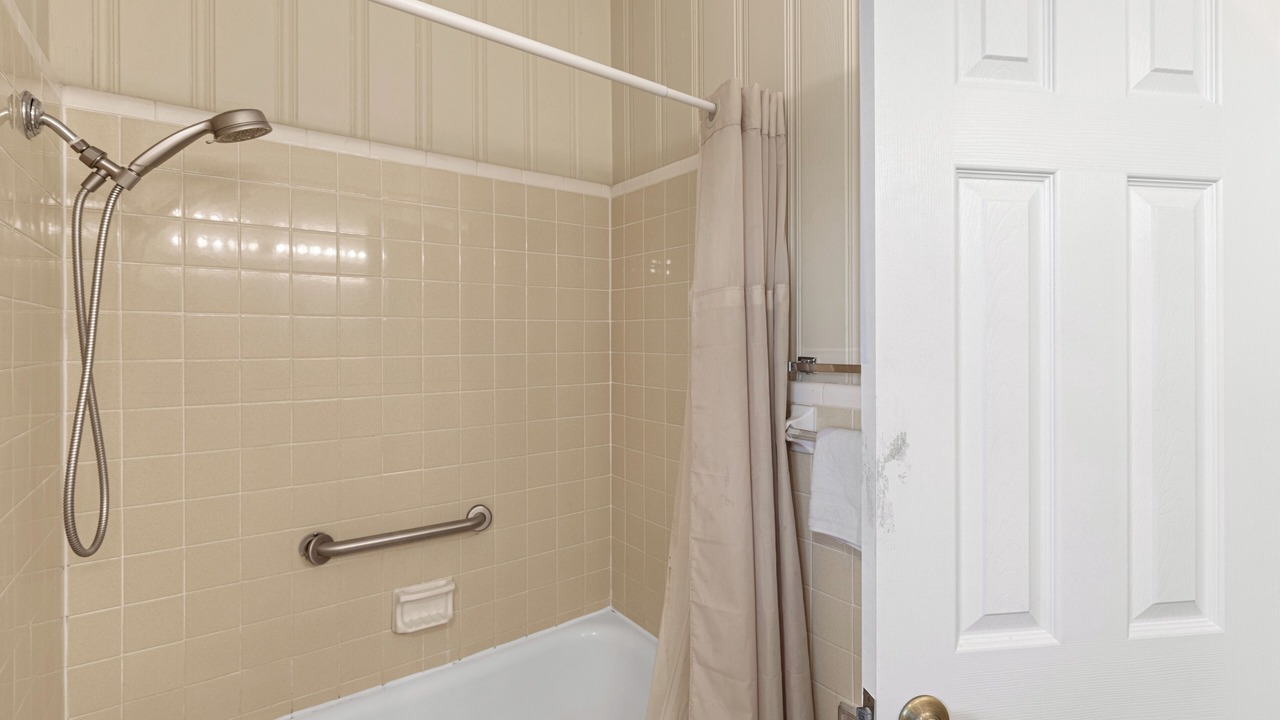 Photo of Bathroom in Litchfield by the Sea