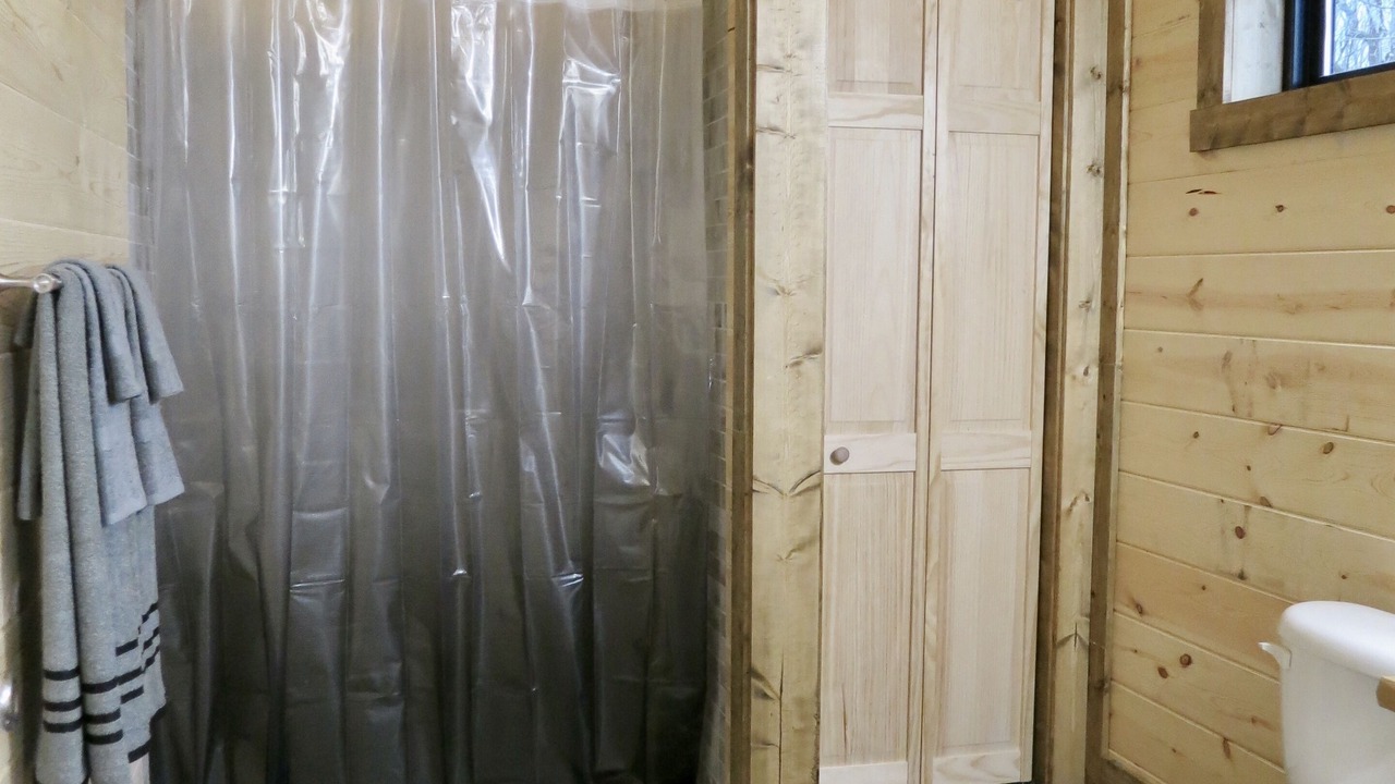 Photo of Bathroom in Nelsonville