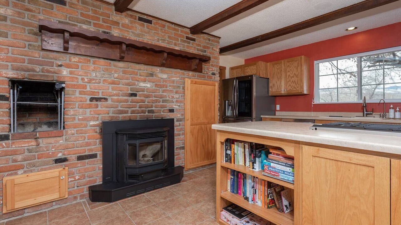 Photo of Livingroom in Lander