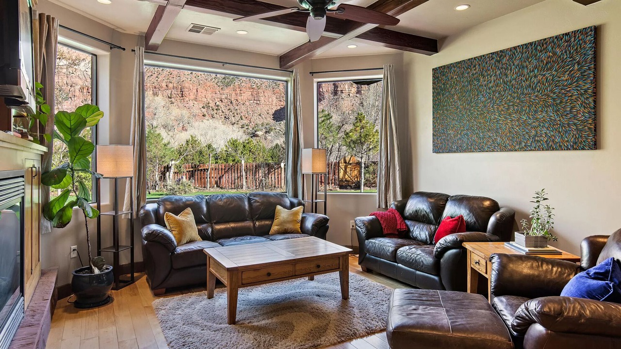 Photo of Livingroom in Zion National Park South Entrance