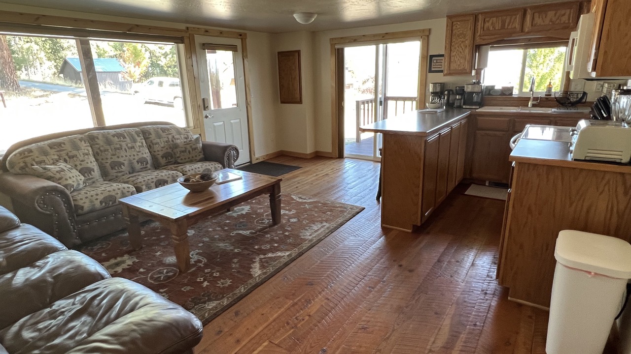 Photo of Livingroom in Hamilton