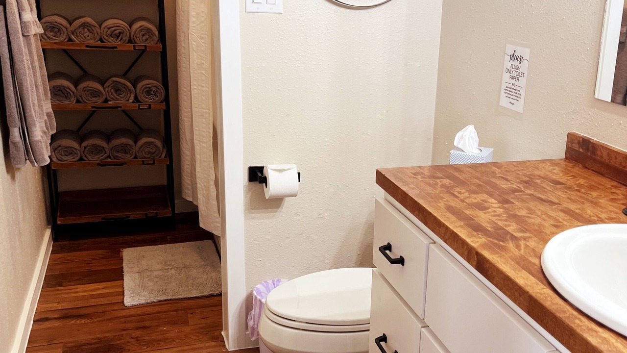 Photo of Bathroom in West Yellowstone