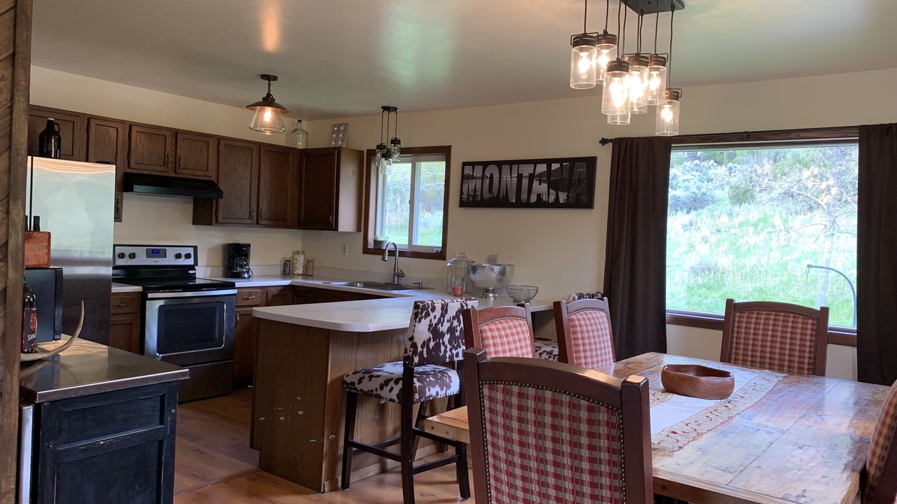 Photo of Bedroom in Gardiner