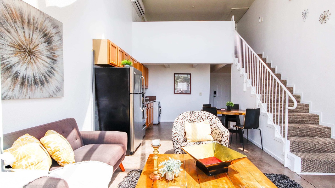 Photo of Livingroom in Little Italy