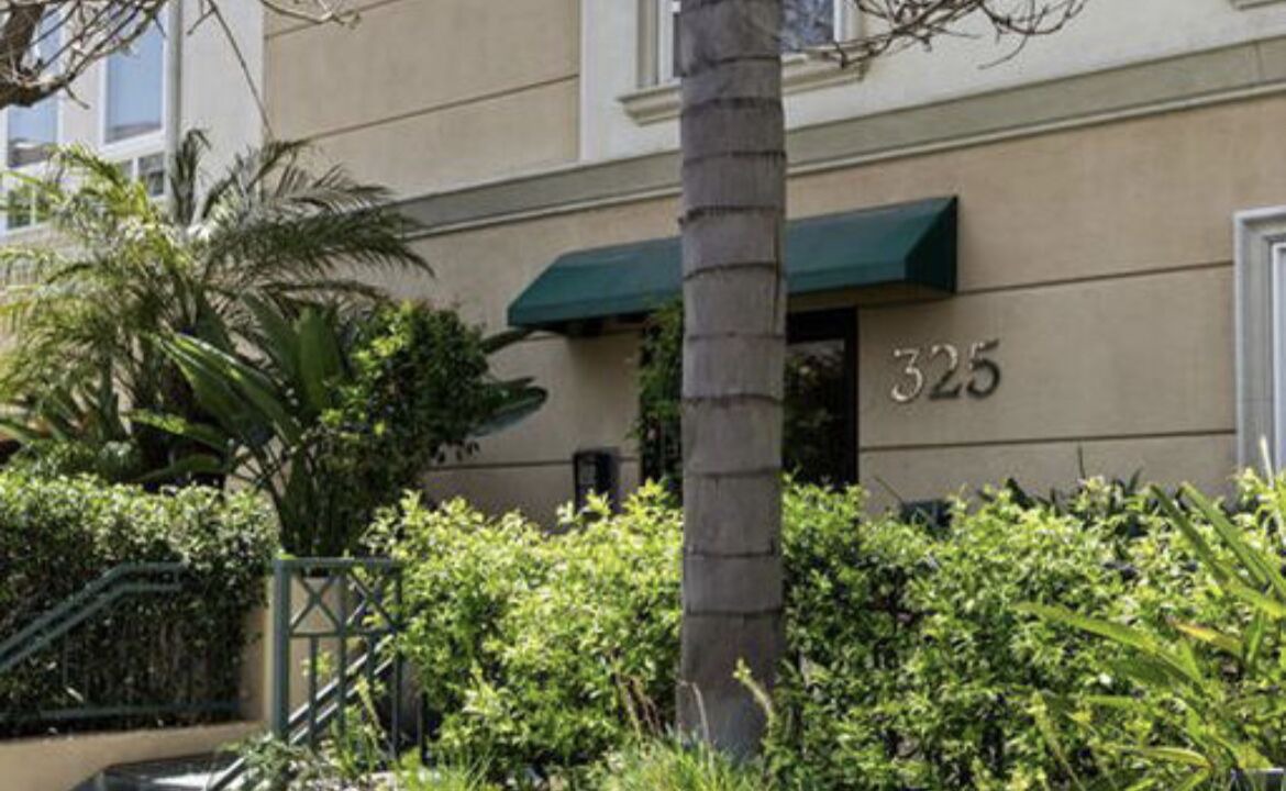 Photo of Outdoor in Beverly Grove