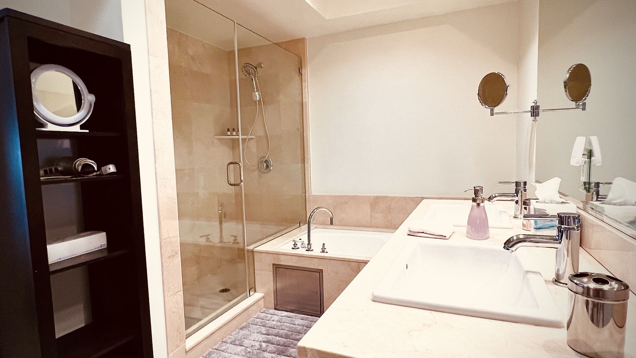 Photo of Bathroom in Beverly Grove