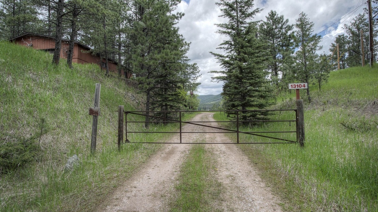 Photo of Others in Rimrock