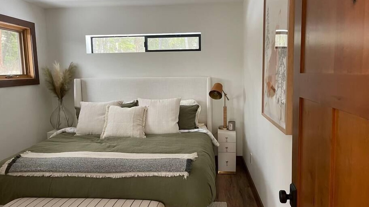 Photo of Bedroom in Mission Beach
