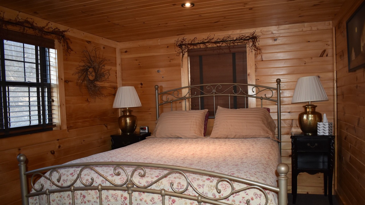 Photo of Bedroom in Perrysville