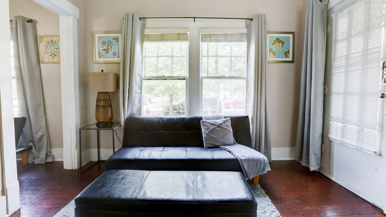 Photo of Livingroom in Shelby Park