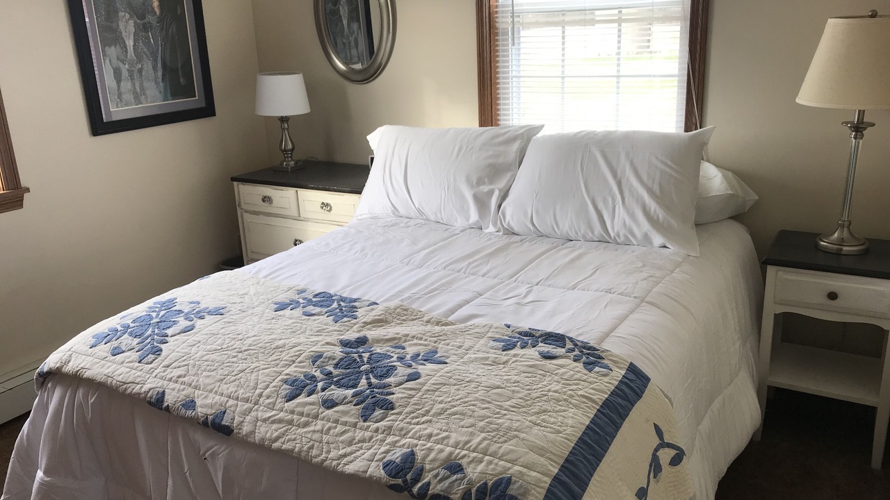 Photo of Bedroom in Wayne County