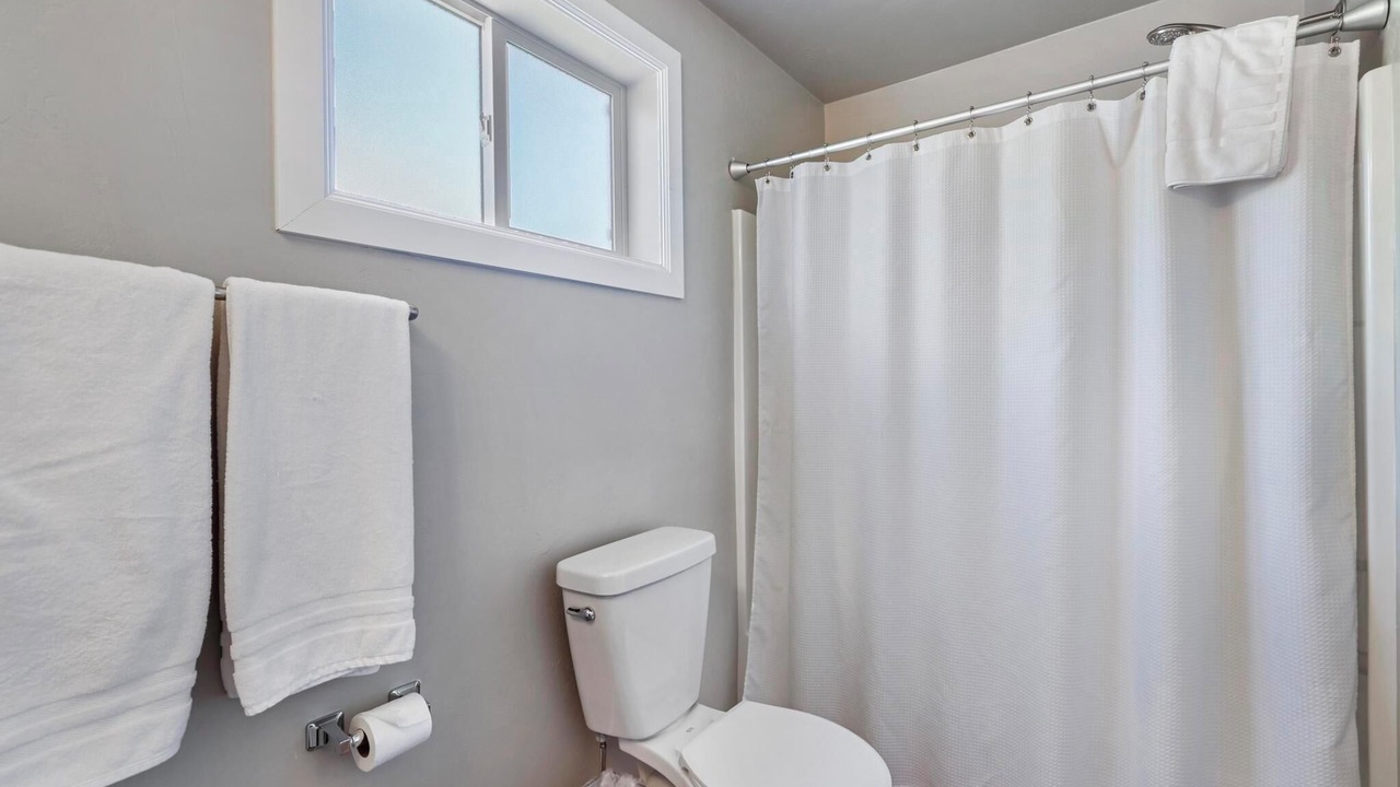 Photo of Bathroom in Buhl