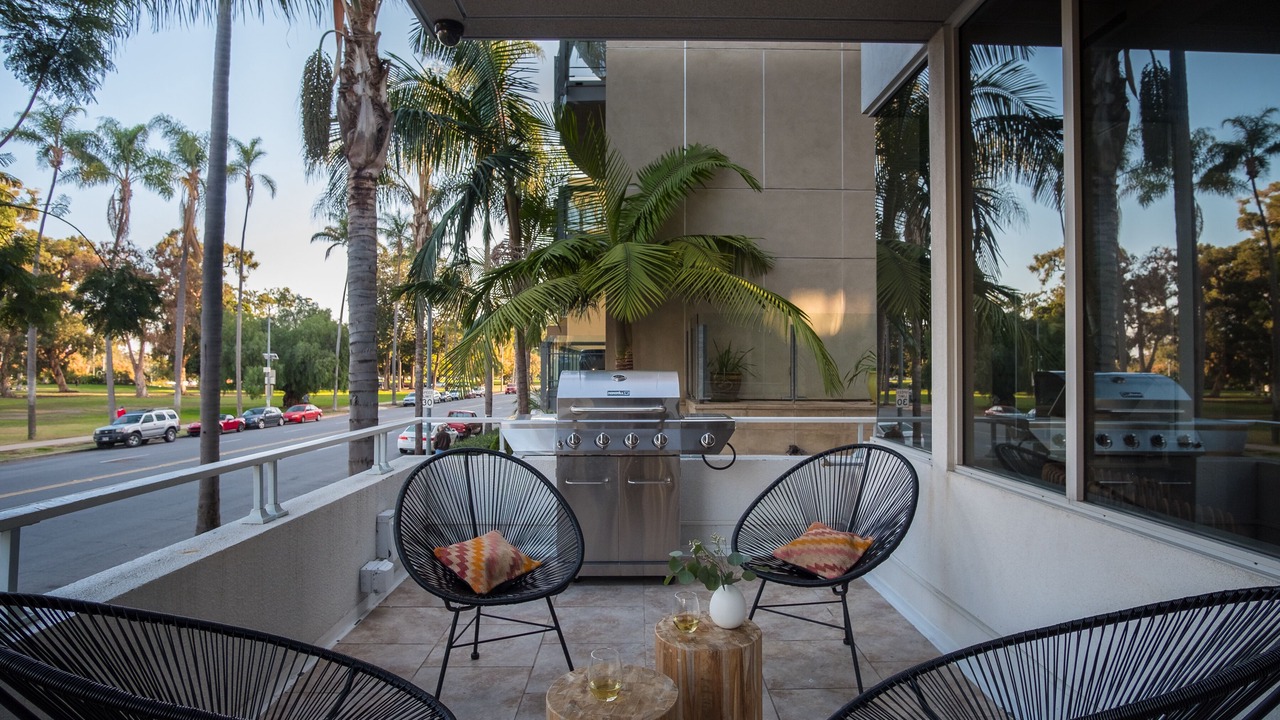 Photo of Outdoor in Park West