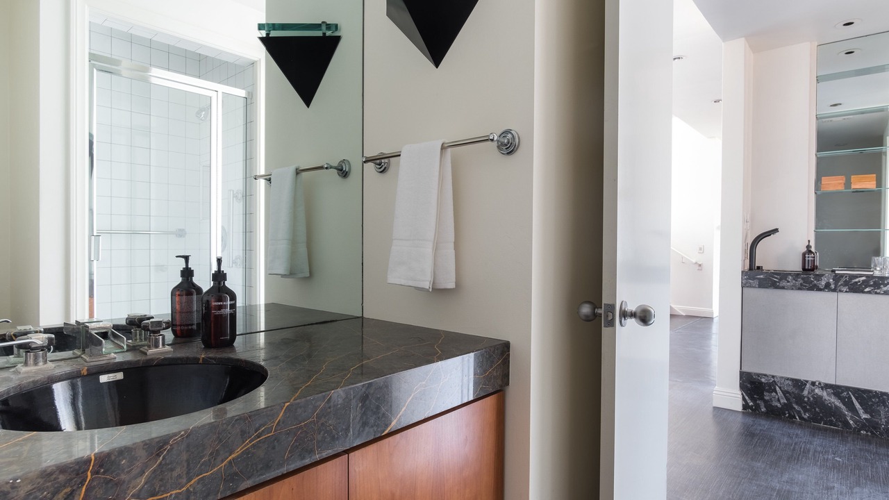 Photo of Bathroom in Park West