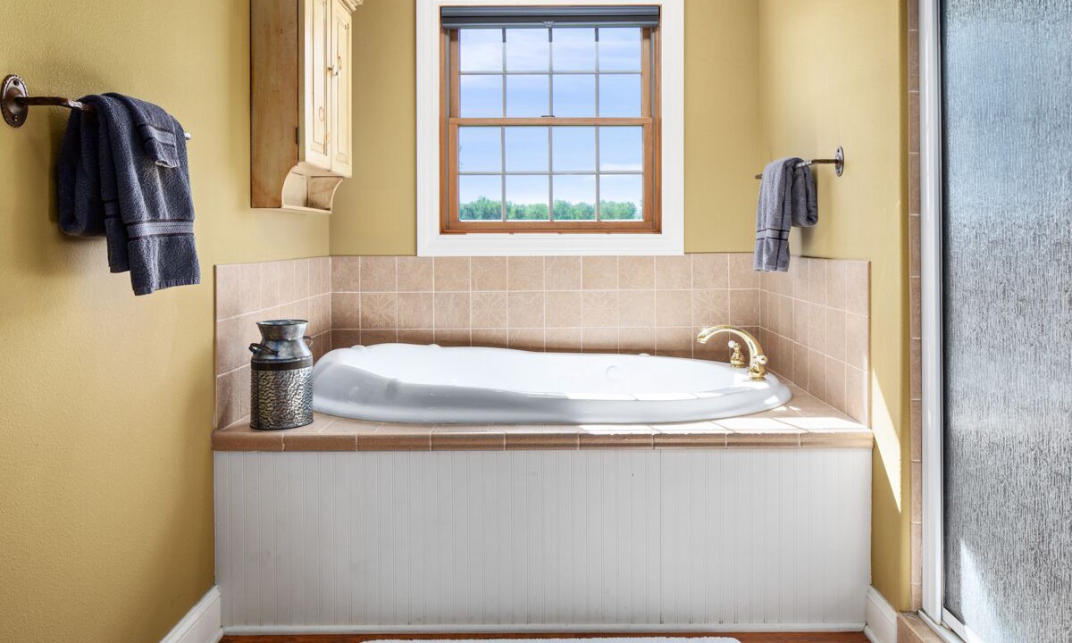 Photo of Bathroom in Edgar