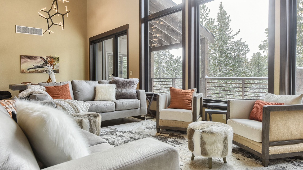 Photo of Livingroom in Deadwood