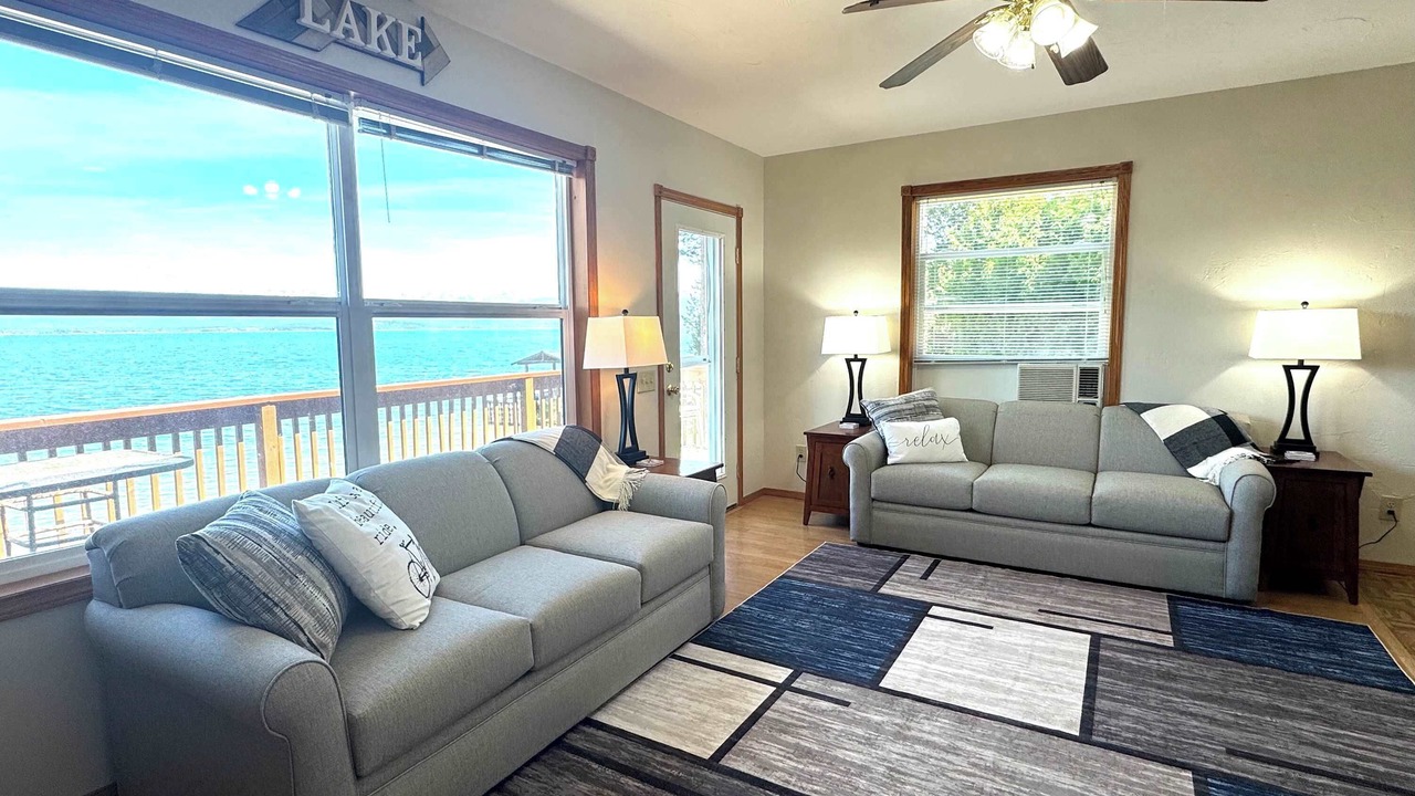 Photo of Livingroom in Lakeside