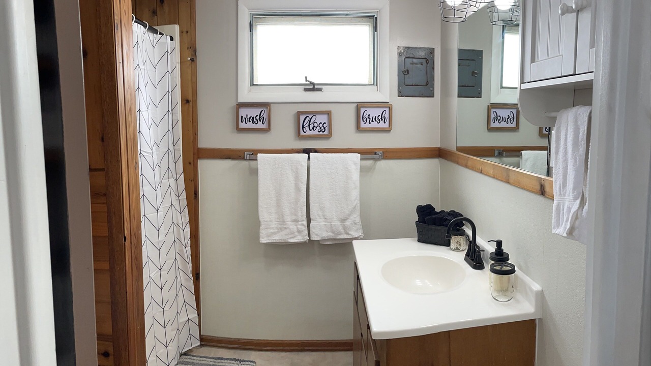 Photo of Bathroom in Dillon