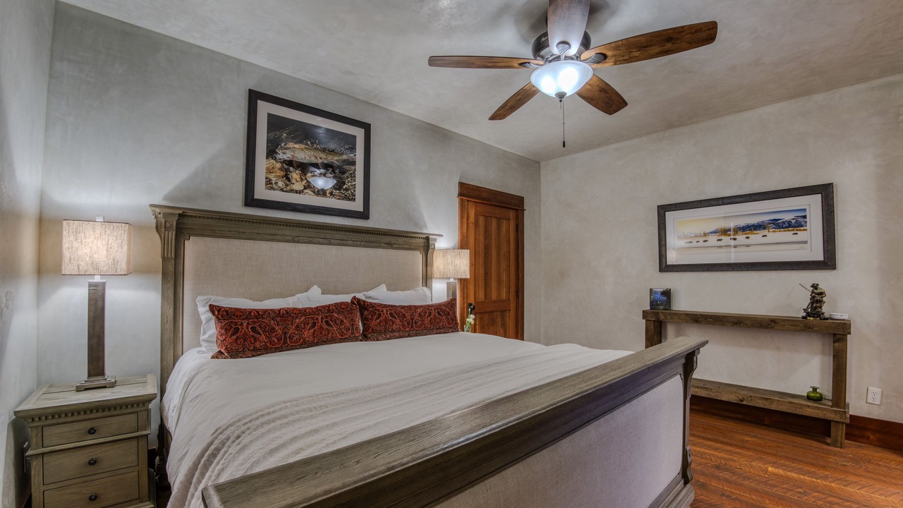 Photo of Bedroom in Livingston