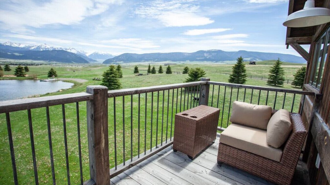 Photo of Patio Balcony in Livingston