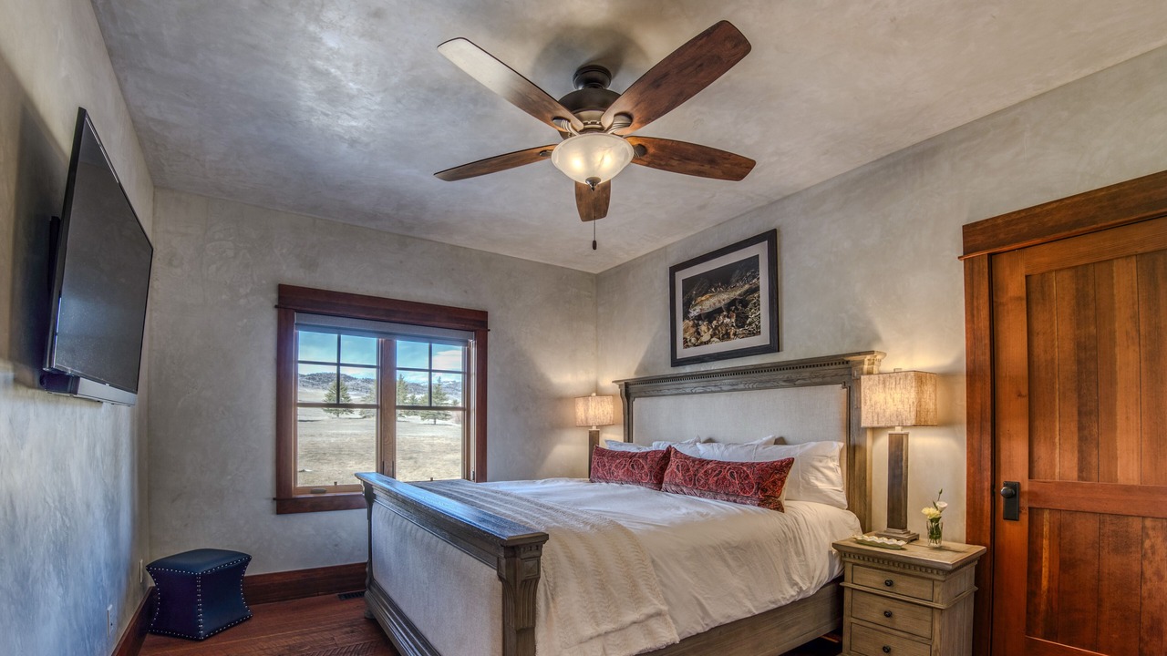 Photo of Bedroom in Livingston