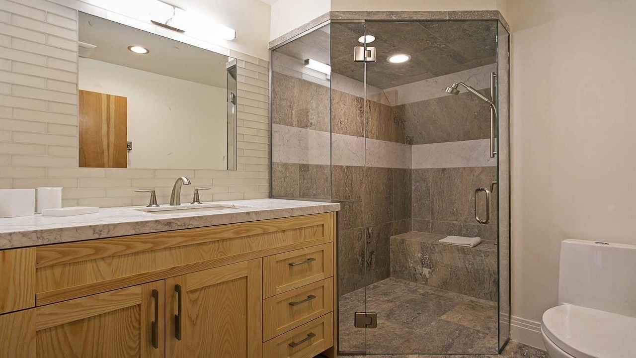 Photo of Bathroom in Central City