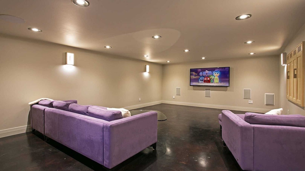 Photo of Bedroom in Central City