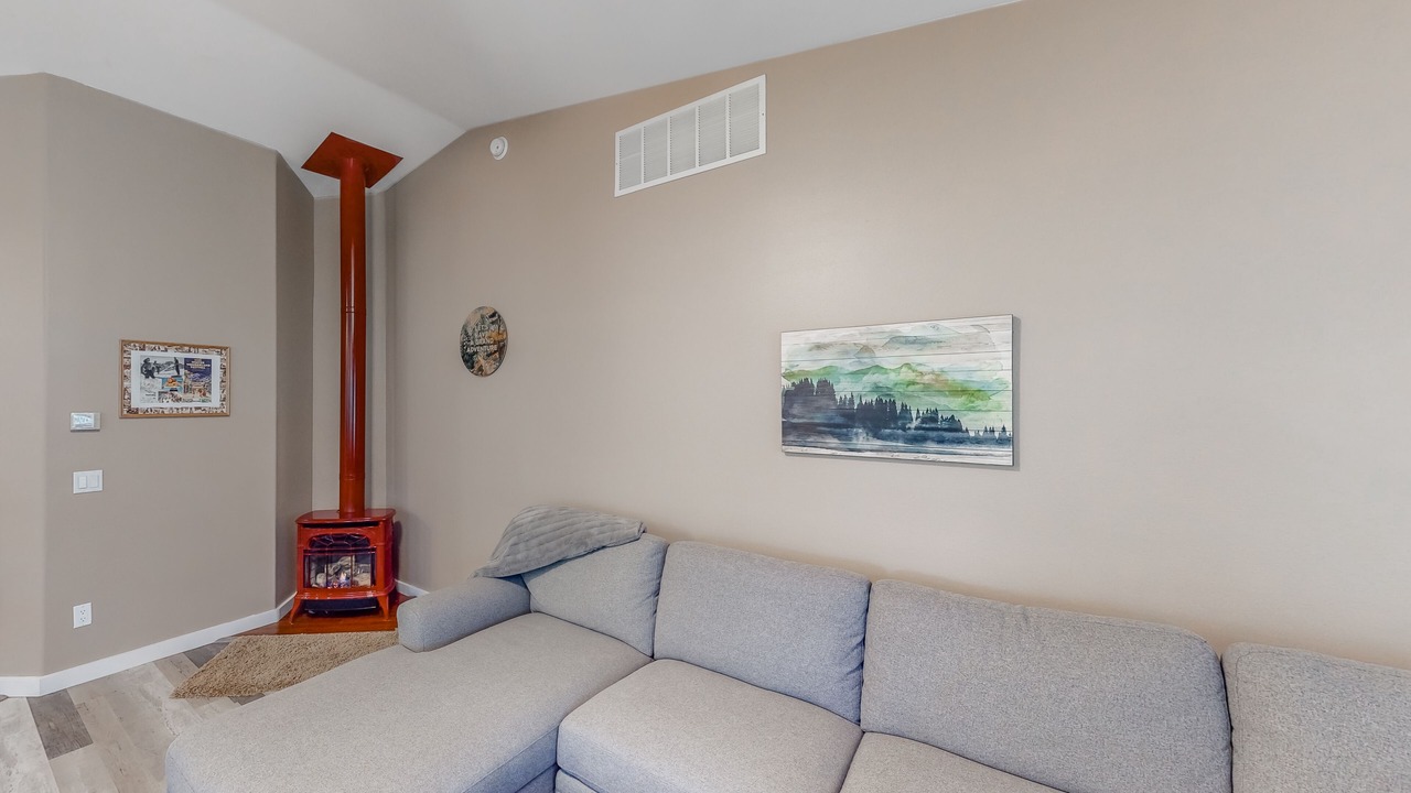 Photo of Livingroom in Hailey