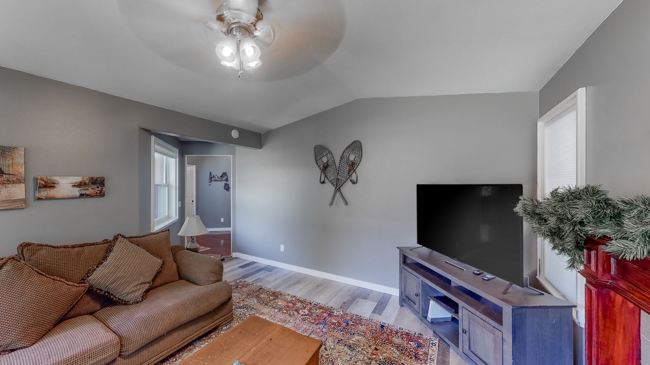 Photo of Livingroom in Hailey