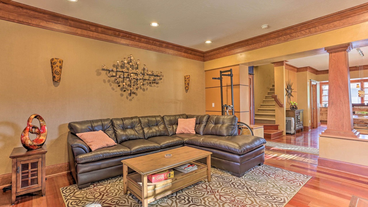 Photo of Livingroom in Sunset