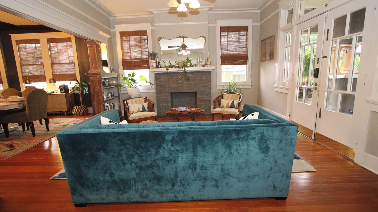Photo of Livingroom in Broadmoor
