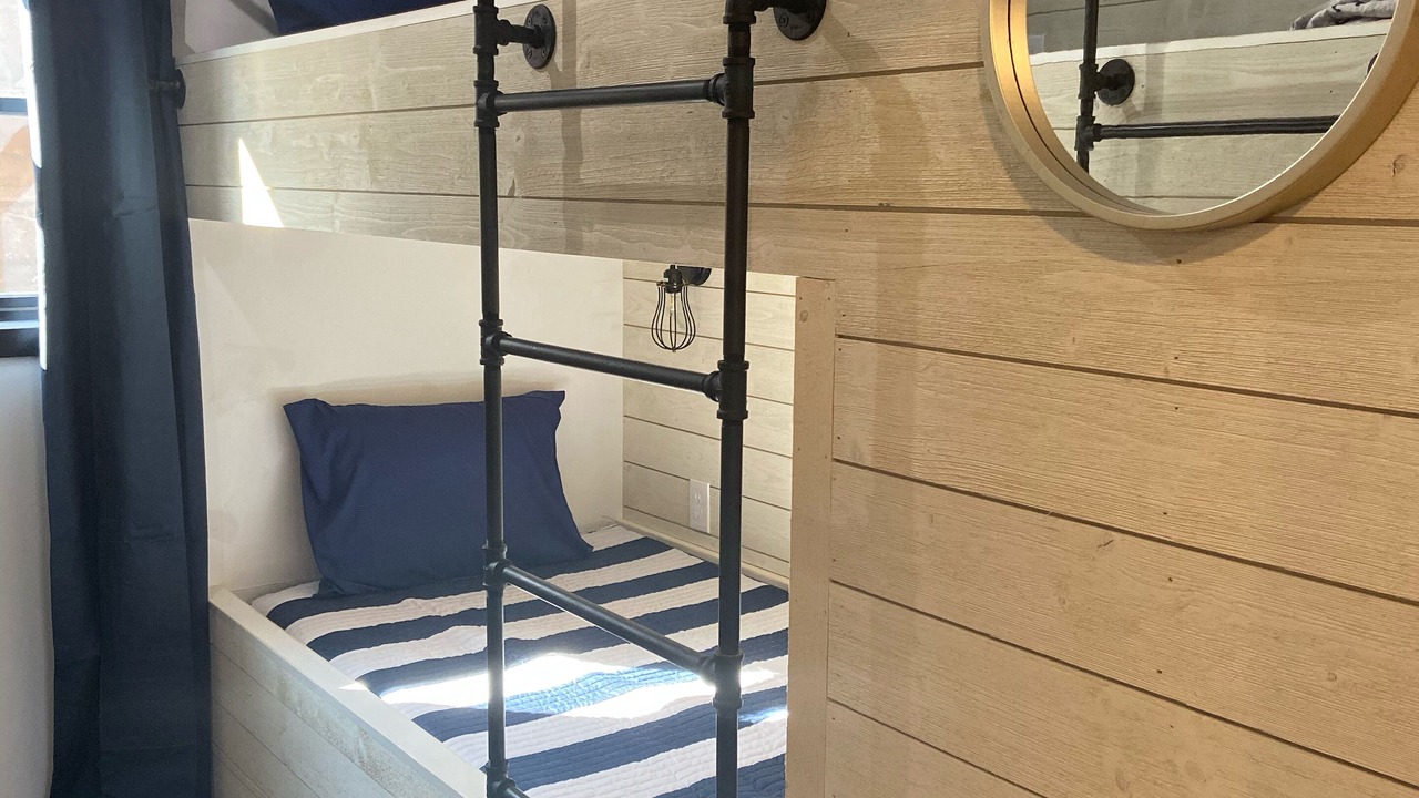 Photo of Bedroom in Lake Harmony Estates