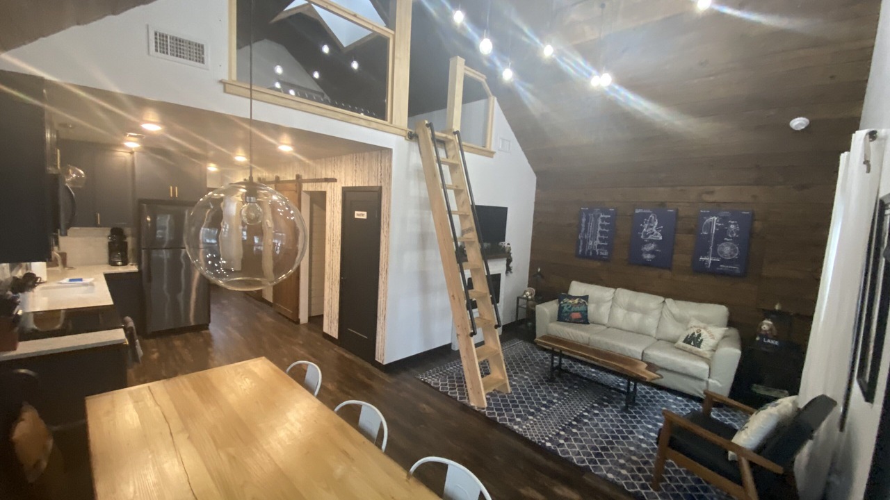 Photo of Livingroom in Lake Harmony Estates