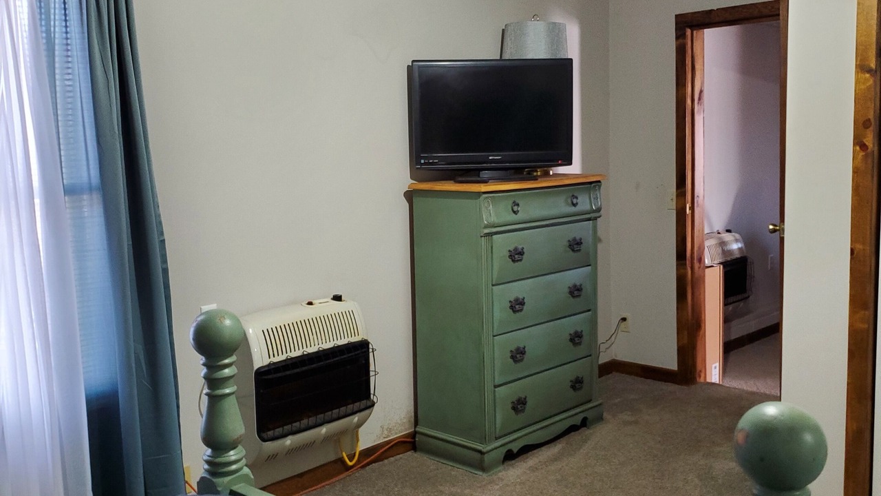 Photo of Bedroom in East Liberty