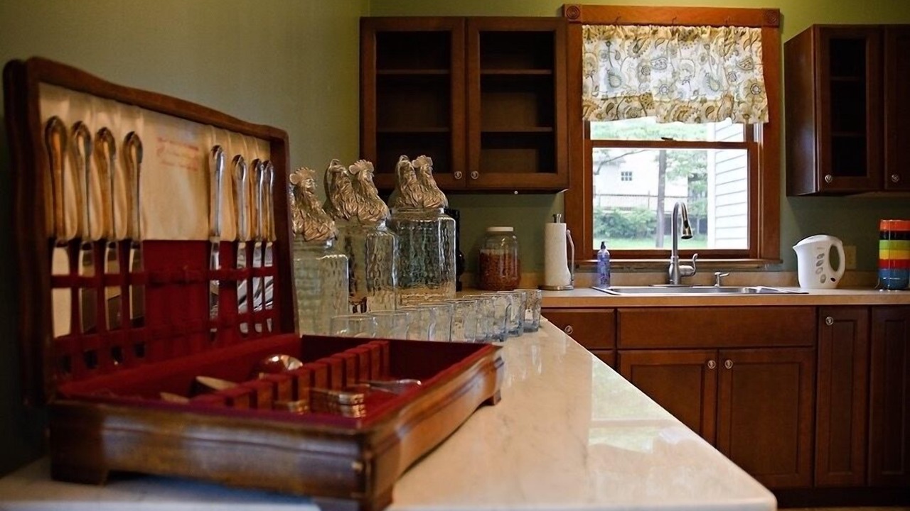 Photo of Kitchen in Peninsula