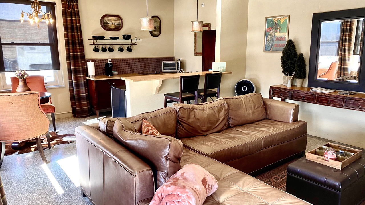 Photo of Livingroom in Heart of Missoula